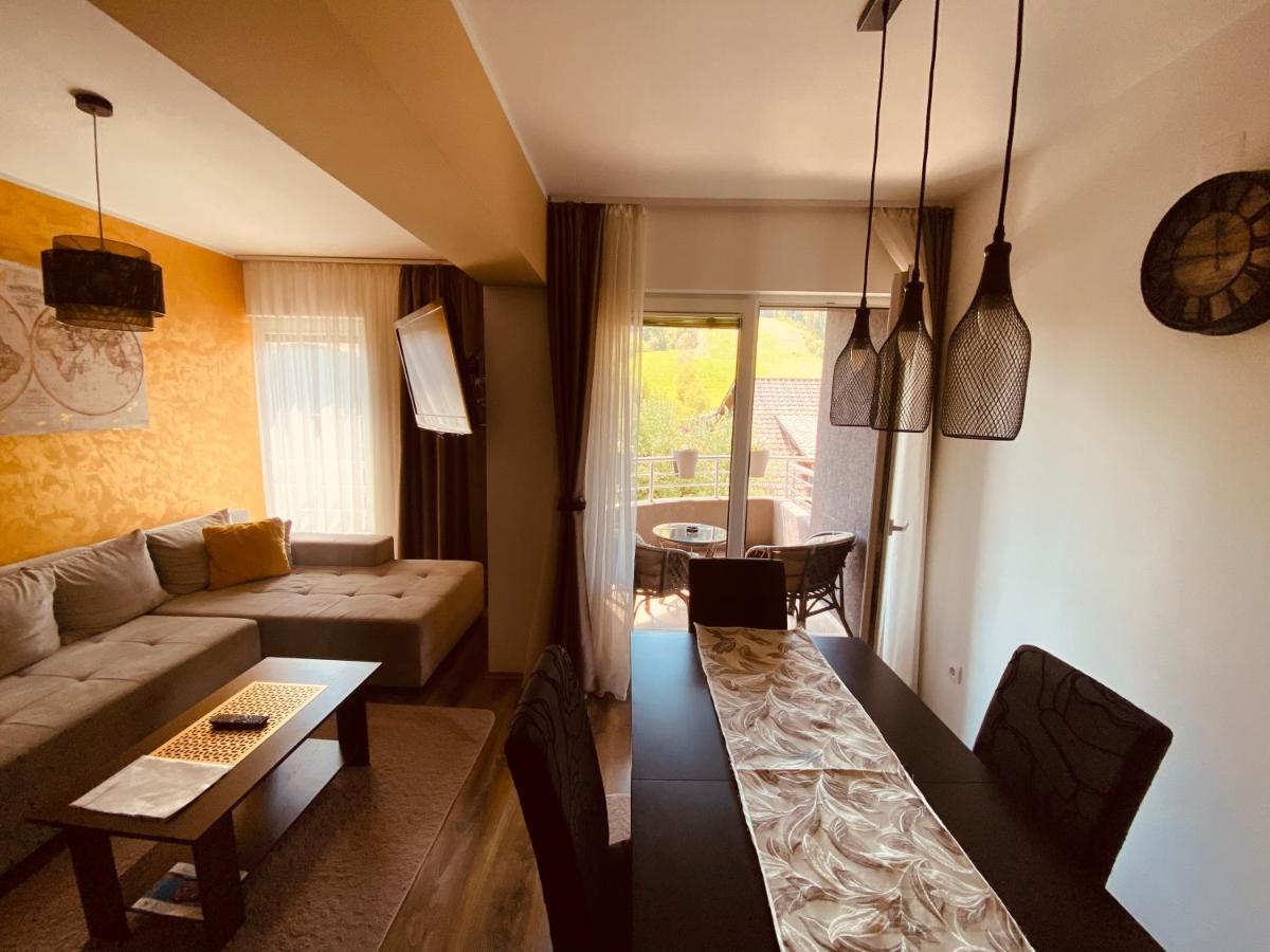 Ana Luxury Apartment **** Nova Varos Exterior photo